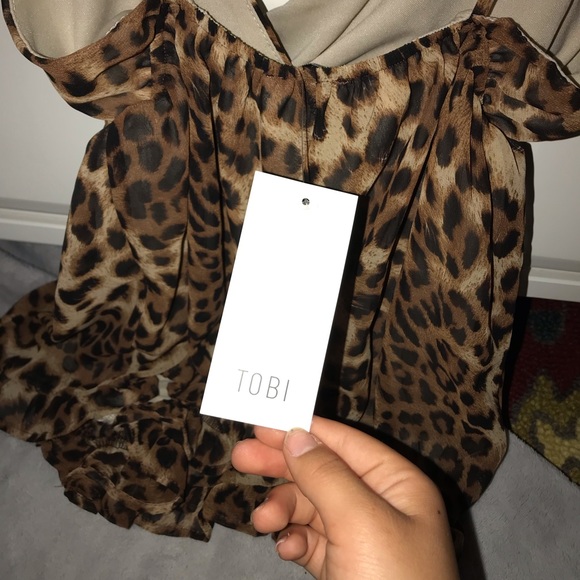 TOBI ROMPER - Picture 3 of 4